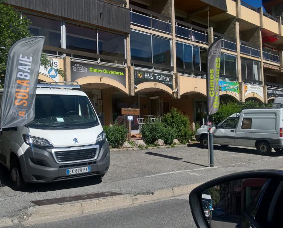 Cimes Ouvertures, pour la pose de vos fenêtres, portes et volets Solabaie