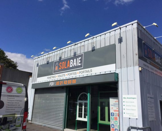 Devanture en cours d'avancement chez Solabaie FDI Lens