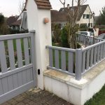 Portillon et angle de clôture aluminium fournis et installés par LMA à Ferrières-en-Brie