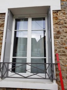 Réalisations de Solabaie Saint-Ouen-l'Aumône : Fenêtres bois blanches à petits bois