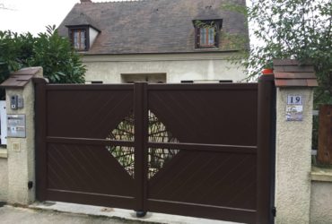 Portail aluminium à Margency Veran Nove