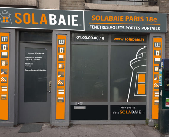 Façade du magasin Solabaie de RONA situé à Paris 18ème
